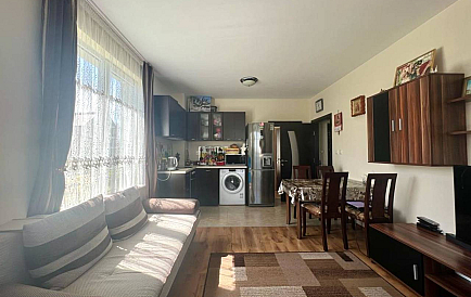 ID 11215 Трехкомнатна квартира в Елитония Гардънс Снимки 1 