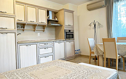 ID 11285 Трехкомнатна квартира в Естебан Снимки 1 