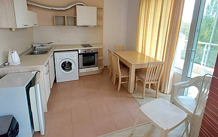 ID 11402 Квартира-студия в Ясень Снимки 1 