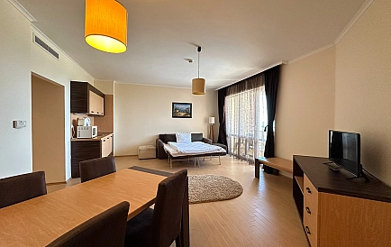 ID 16038 Двустаен апартамент в комплекс Majestic Beach Resort Снимки 5