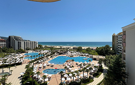 ID 16038 Двустаен апартамент в комплекс Majestic Beach Resort Снимки 1 