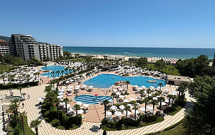 ID 16038 Двустаен апартамент в комплекс Majestic Beach Resort Снимки 6