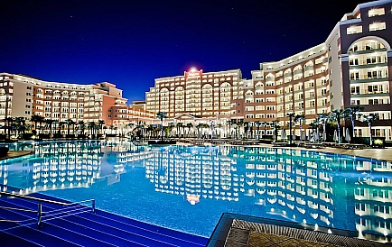 ID 16038 Двустаен апартамент в комплекс Majestic Beach Resort Снимки 7