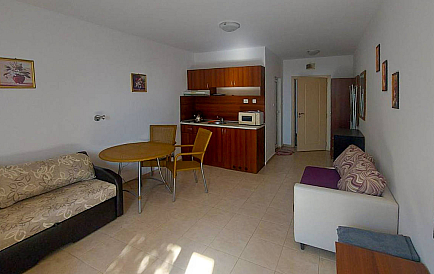 ID 14140 <html>
<head>
<title>Квартира-студия в Роуз Резиденс</title>
</head>
<body>
<h1>Квартира-студия в Роуз Резиденс</h1>
<p>Описание на апартамента.</p>
</body>
</html> Снимки 1 