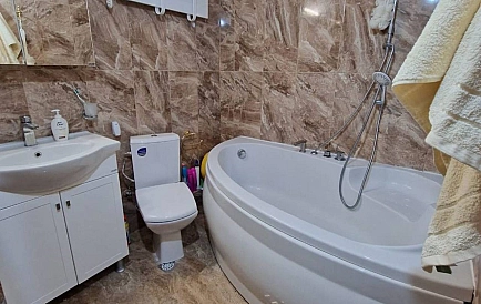 ID 15004 Трехкомнатна квартира в Оазис Снимки 3