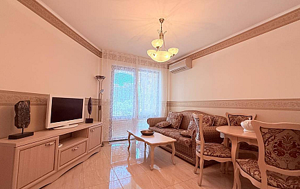 ID 15670 Трехкомнатна квартира в Естебан Снимки 1 