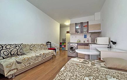 ID 14915 <html>
    <head>
        <title>Квартира-студия в Санни Дей 6</title>
    </head>
    <body>
        <h1>Квартира-студия в Санни Дей 6</h1>
        <p>Предлагаме уютна квартира-студия в Санни Дей 6.</p>
    </body>
</html> Снимки 1 