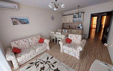 ID 12225 Трехкомнатна квартира в Елитония 4 Снимки 1 