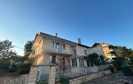 ID 15278 Трехетажна къща в Кошарица Снимки 1 