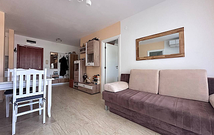 ID 12964 Трехкомнатна квартира в Сан Вилладж Снимки 1 