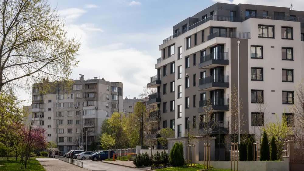 Нови и съществуващи жилища в България в данните на НСИ за I тримесечие 2026 г.